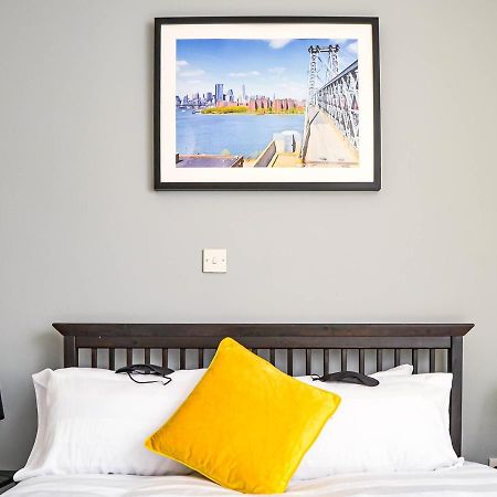 קארדיף The Ella Fitzgerald - Modern 2 Bedroom Apartment, Super Close To City Centre מראה חיצוני תמונה