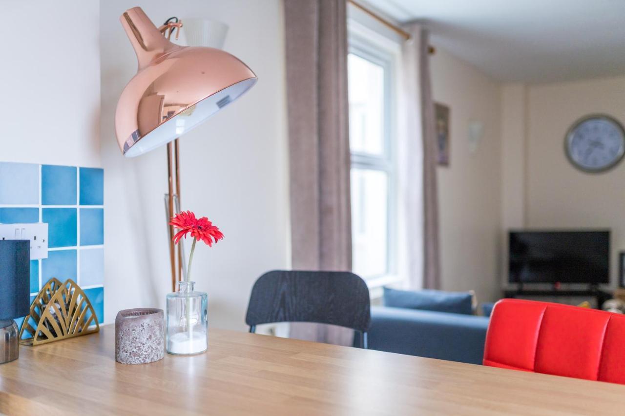 קארדיף The Ella Fitzgerald - Modern 2 Bedroom Apartment, Super Close To City Centre מראה חיצוני תמונה
