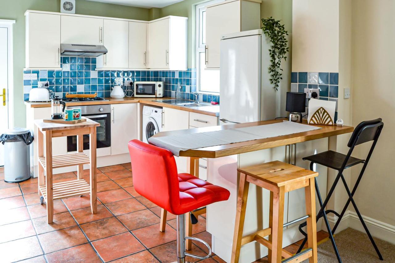 קארדיף The Ella Fitzgerald - Modern 2 Bedroom Apartment, Super Close To City Centre מראה חיצוני תמונה